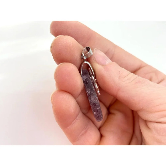 Silver Toned Butterfly & Natural Purple Stone Vintage Pendant Charm Trinket - Picture 9 of 9